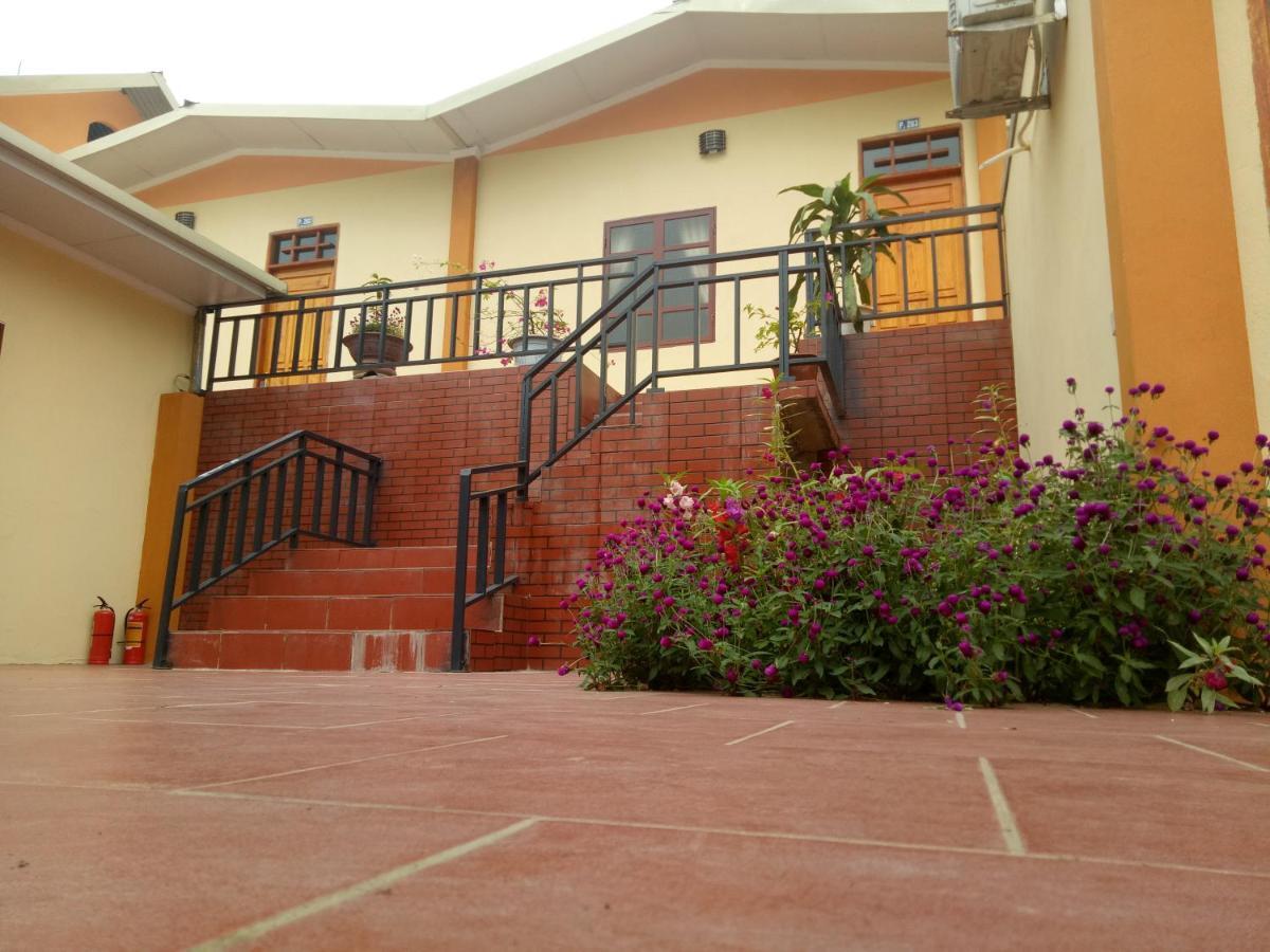 Hoa Lan Hotel Bac Kan Екстер'єр фото